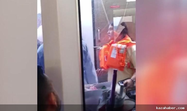 İDO feribotu kayaya çarptı; yolcuların panik anları kamerada
